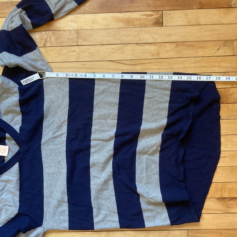 Sweet Romeo Sweater - Picture 6 of 7